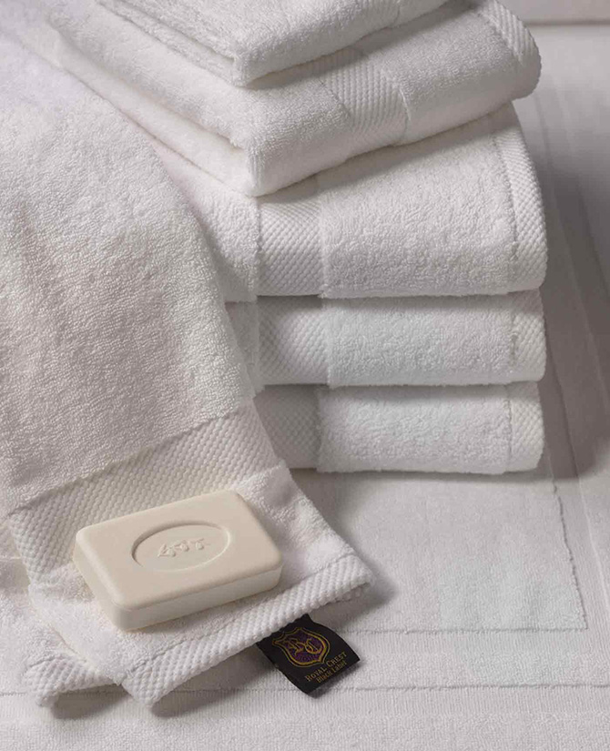 RC Royal Crest Black Label Hand Towels 18x32 7.50 lb/dz. 2 Ply with  Diamond Border 100% Combed Cotton White/Dz
